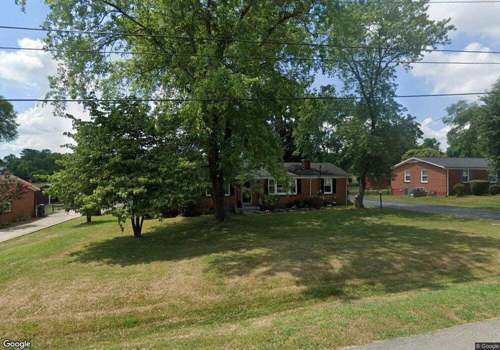 2005 Westwood Dr, Columbia, TN 38401 - photo 1