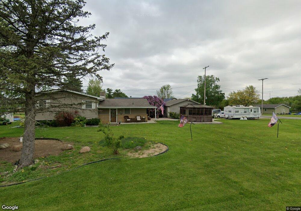 6022 N New Lothrop Rd, Corunna, MI 48817 - photo 1
