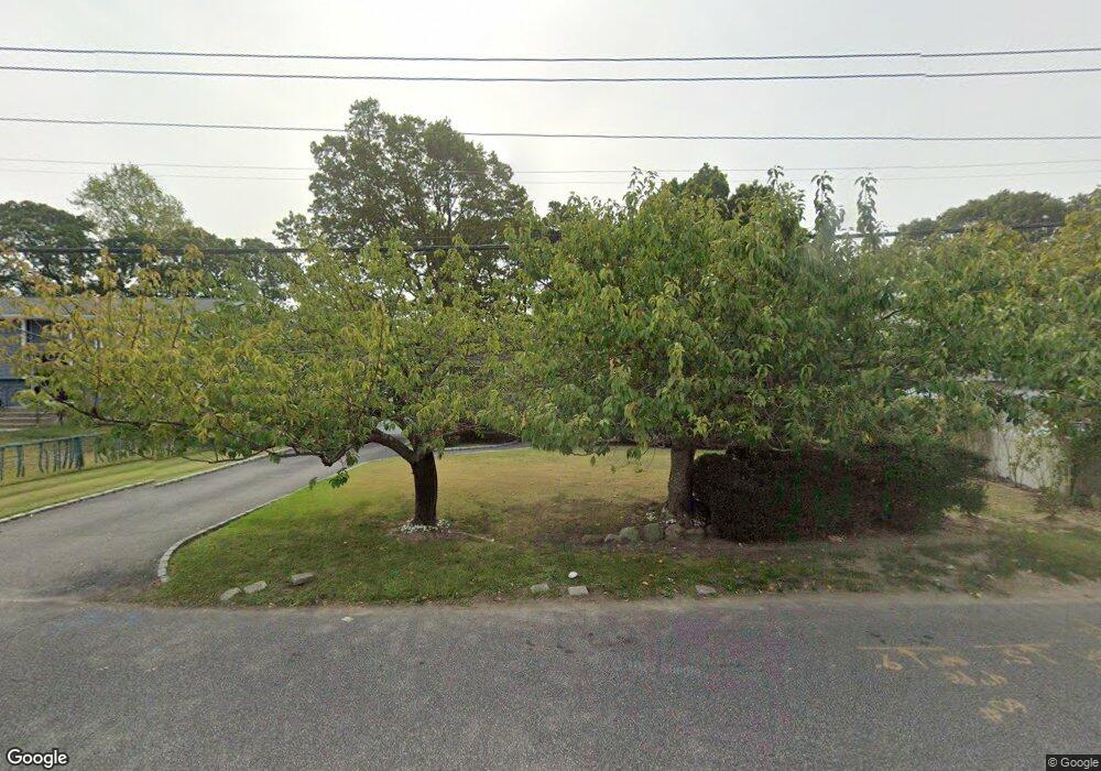 434 Moffitt Blvd, Islip, NY 11751 - photo 1