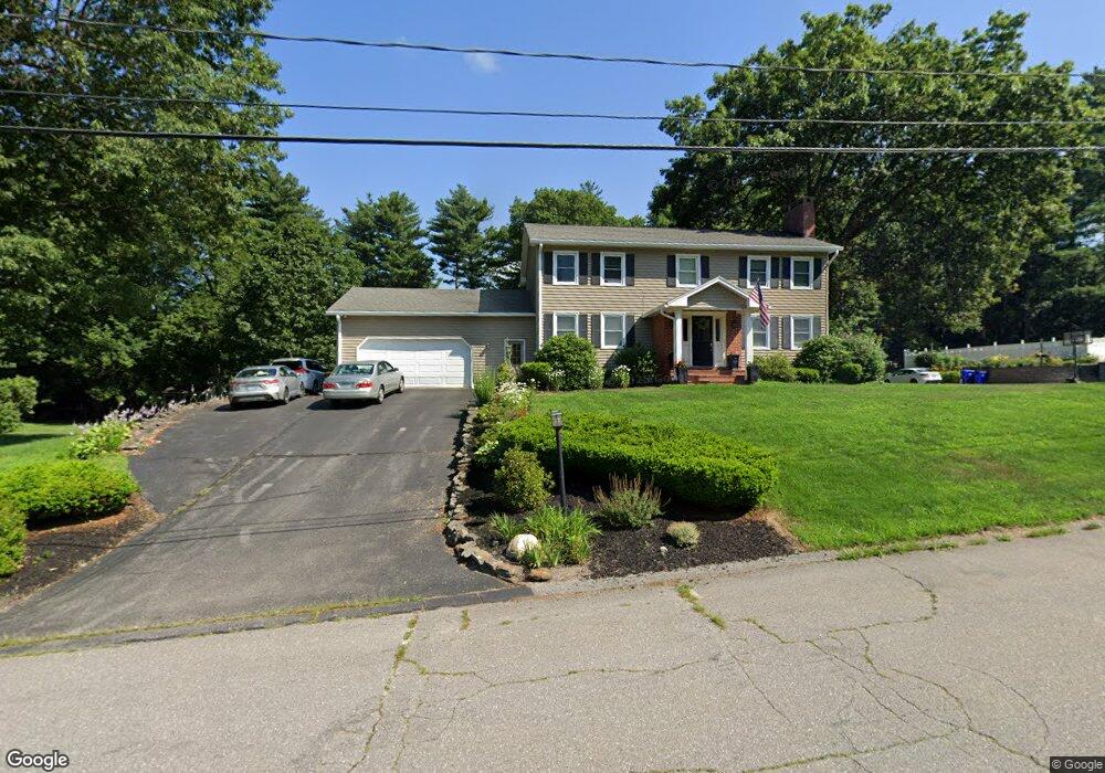 8 Mockingbird Ln, Hudson, NH 03051 - photo 1