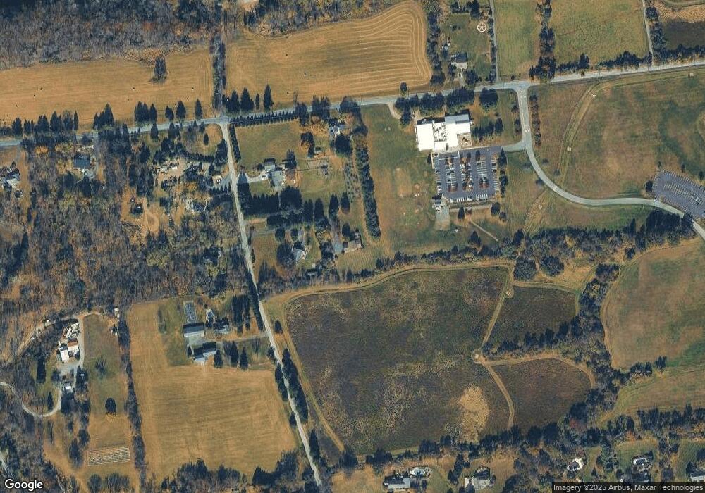 4 Deerpath Rd, Flemington, NJ 08822 - photo 1