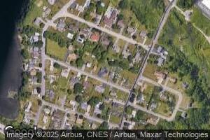 48 River Rd, Somerset, MA 02725