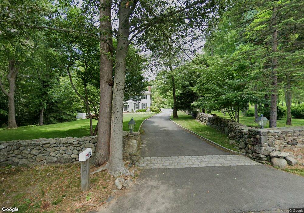 174 Hubbell Ln, Fairfield, CT 06824 - photo 1