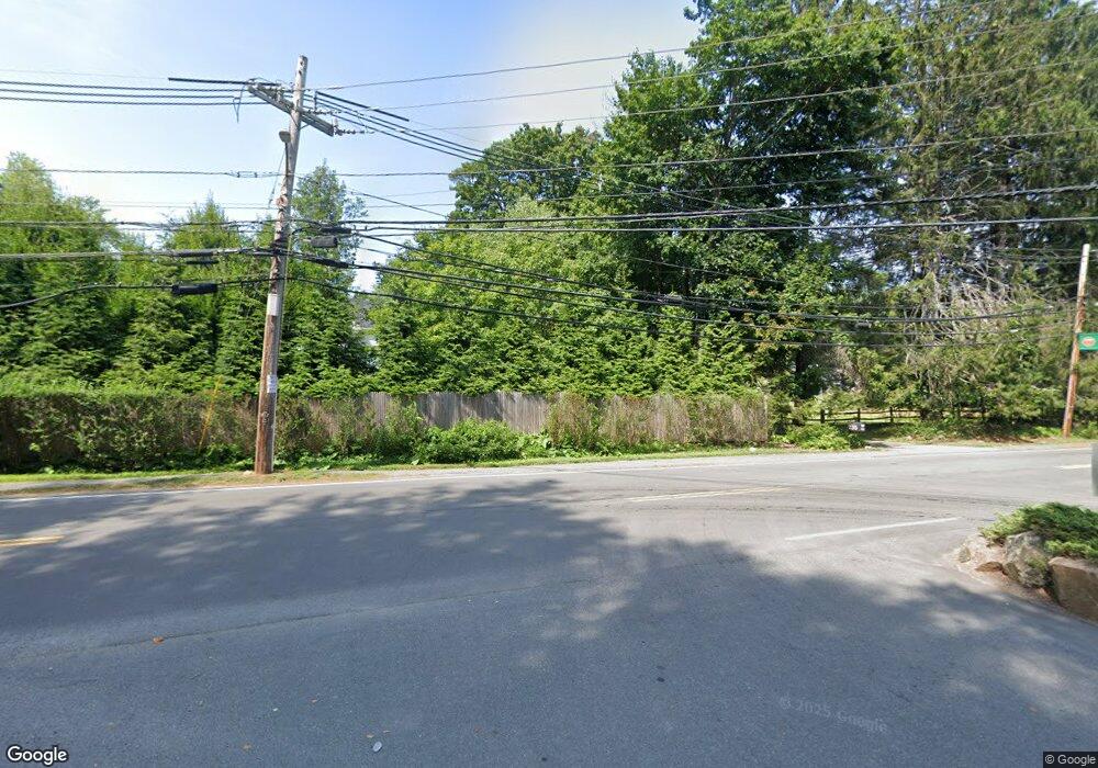 1 Grapevine Rd, Wenham, MA 01984 - photo 1