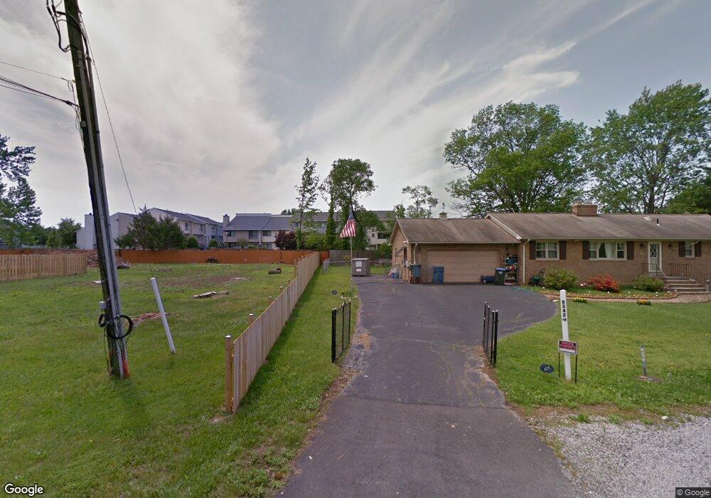 8638 Village Square Dr unit 13, Alexandria, VA 22309 - photo 1