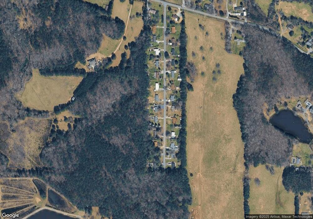 207 Stendal Dr SE, Calhoun, GA 30701 - photo 1