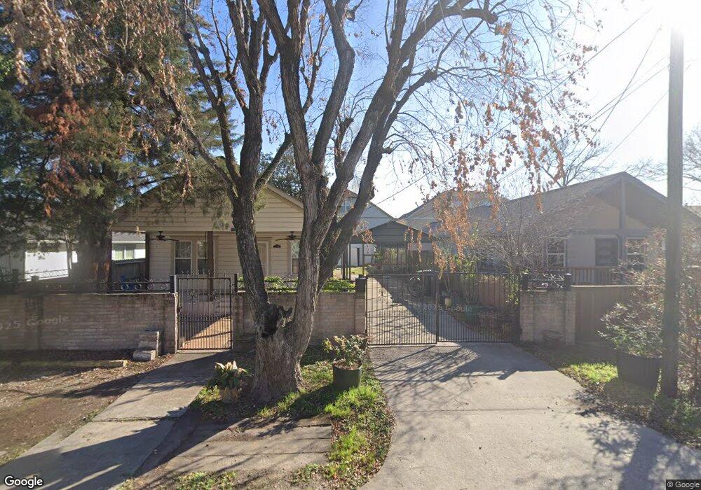 718 Redwing Place Dr, Houston, TX 77009 - photo 1