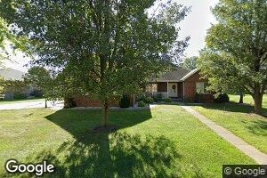 810 Carr Dr, New Athens, IL 62264