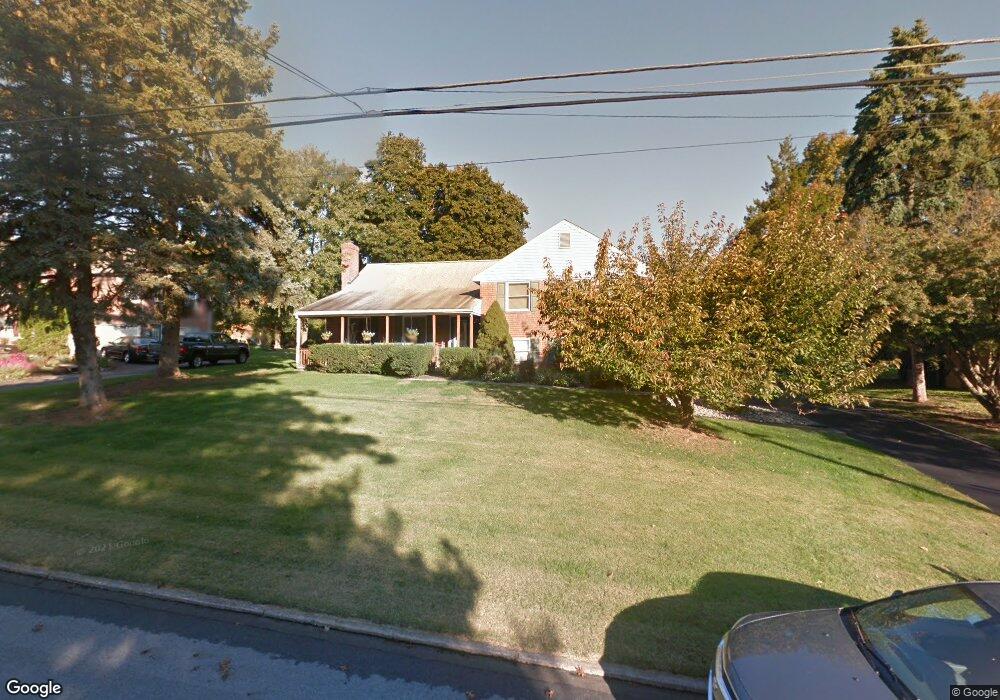 1465 Anthony Wayne Dr, Wayne, PA 19087 - photo 1