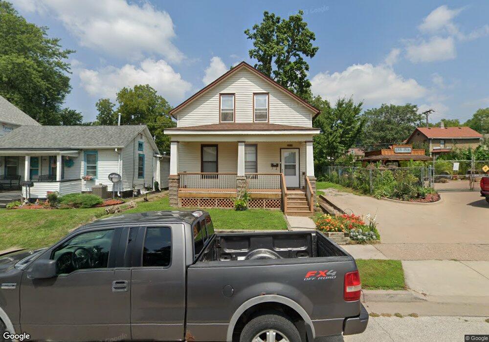 1214 W 7th St, Davenport, IA 52802 - photo 1