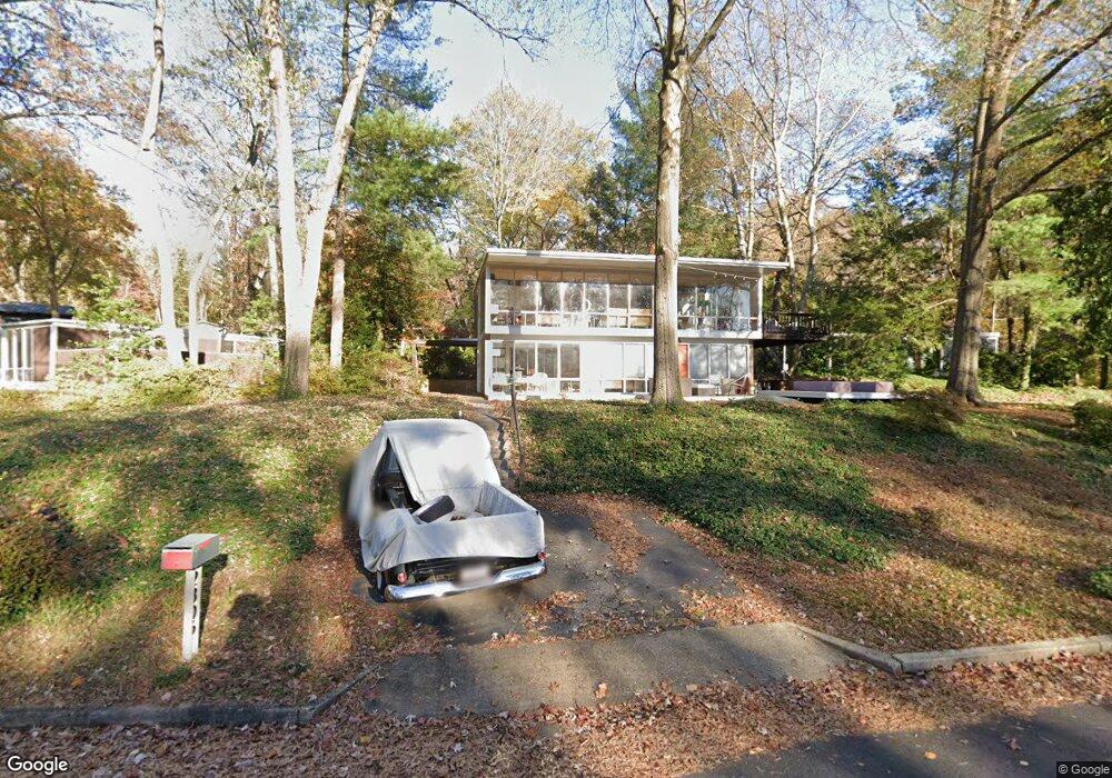 2306 Kimbro St, Alexandria, VA 22307 - photo 1