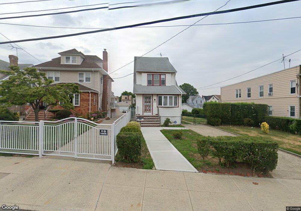 9029 197th St, Hollis, NY 11423 - photo 1