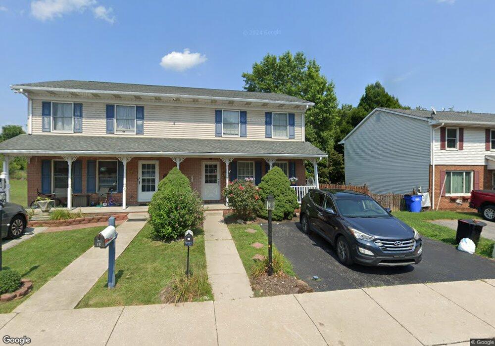 23 Crescent Ln unit 34, Littlestown, PA 17340 - photo 1