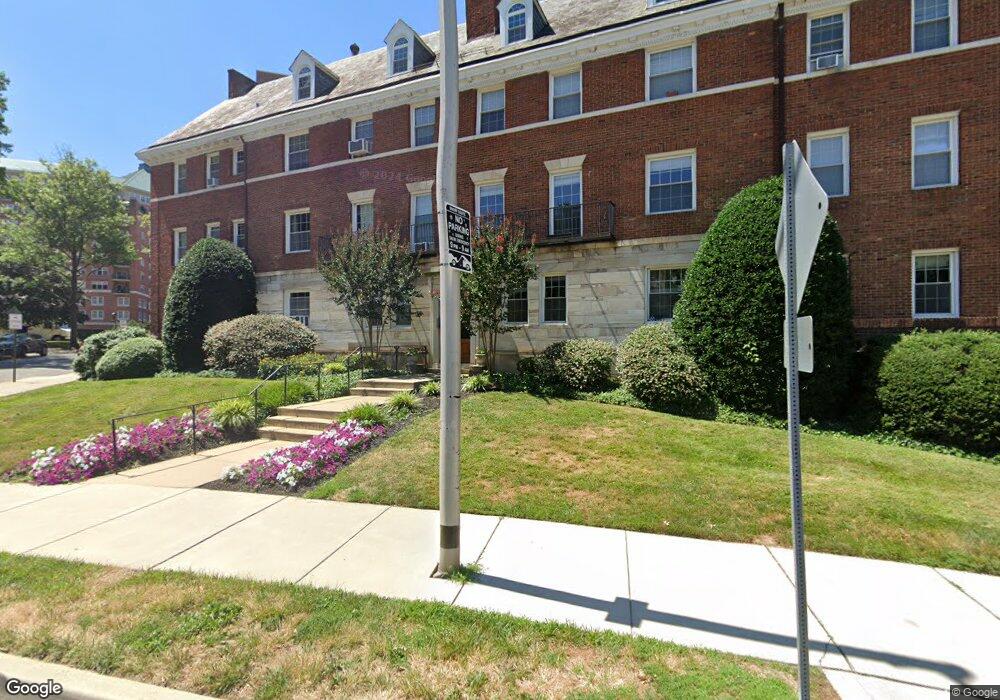 101 W 39th St unit B2, Baltimore, MD 21210 - photo 1