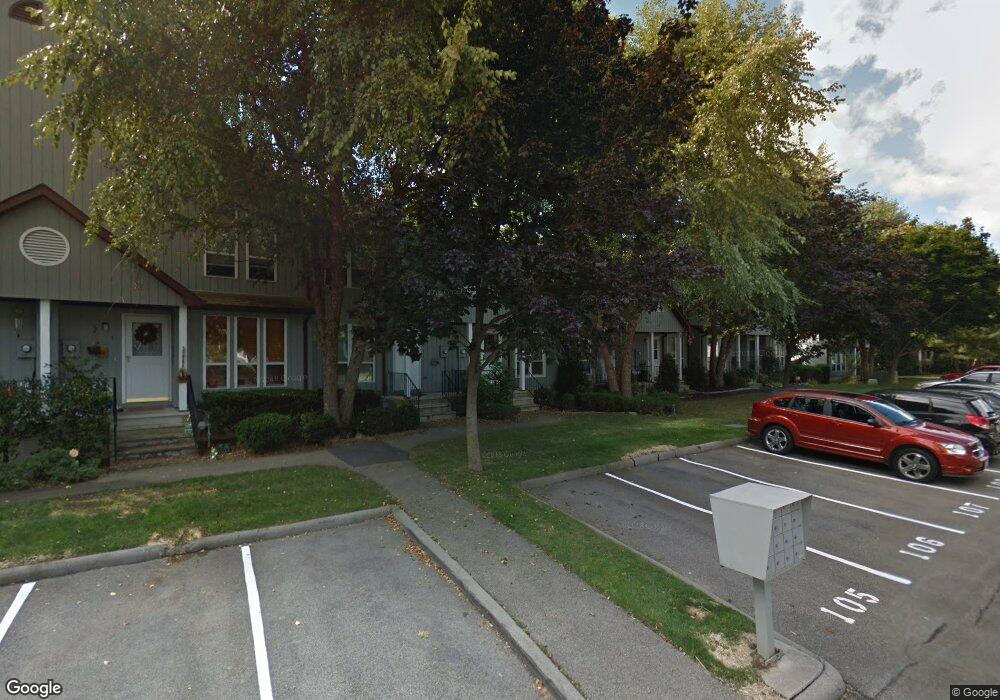 7 Hemlock Cir, Peekskill, NY 10566 - photo 1