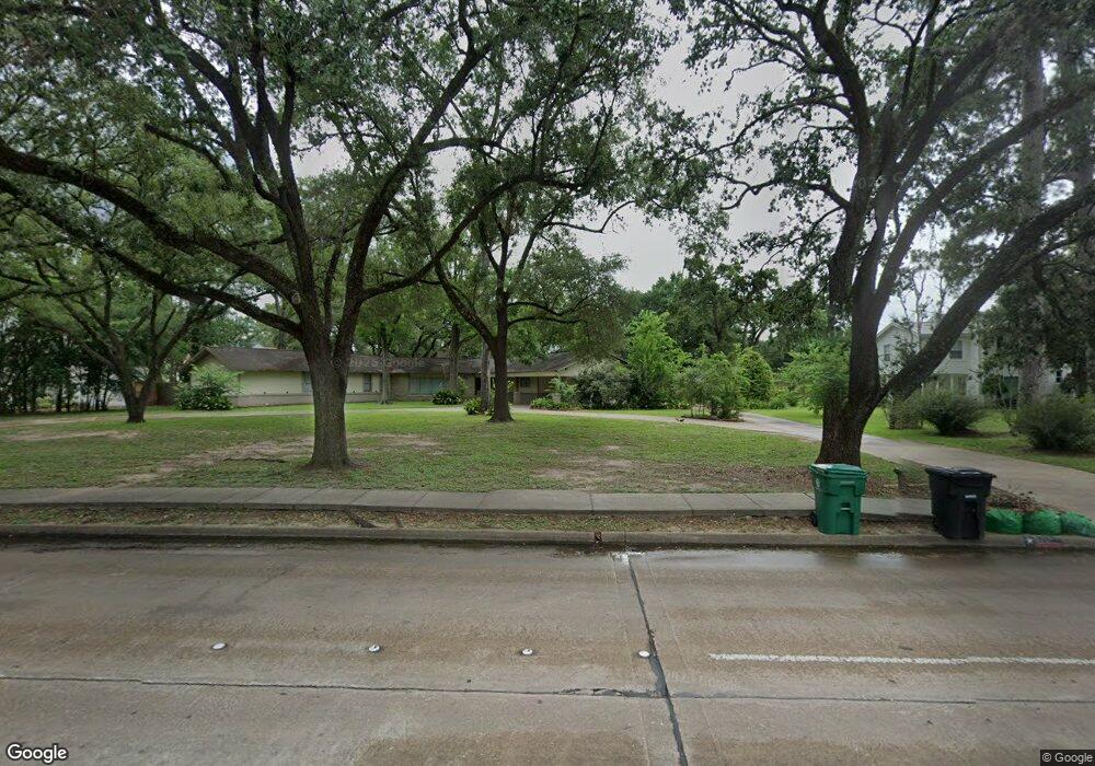 733 W 43rd St, Houston, TX 77018 - photo 1
