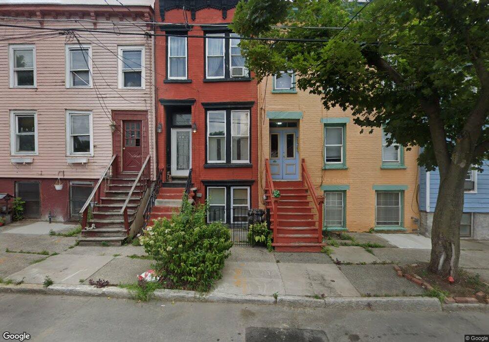 61 Alexander St, Albany, NY 12202 - photo 1