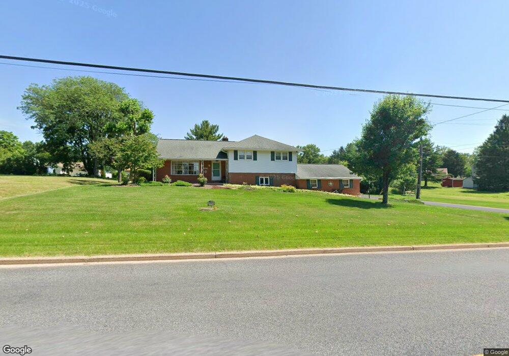 805 E Pumping Station Rd, Quakertown, PA 18951 - photo 1