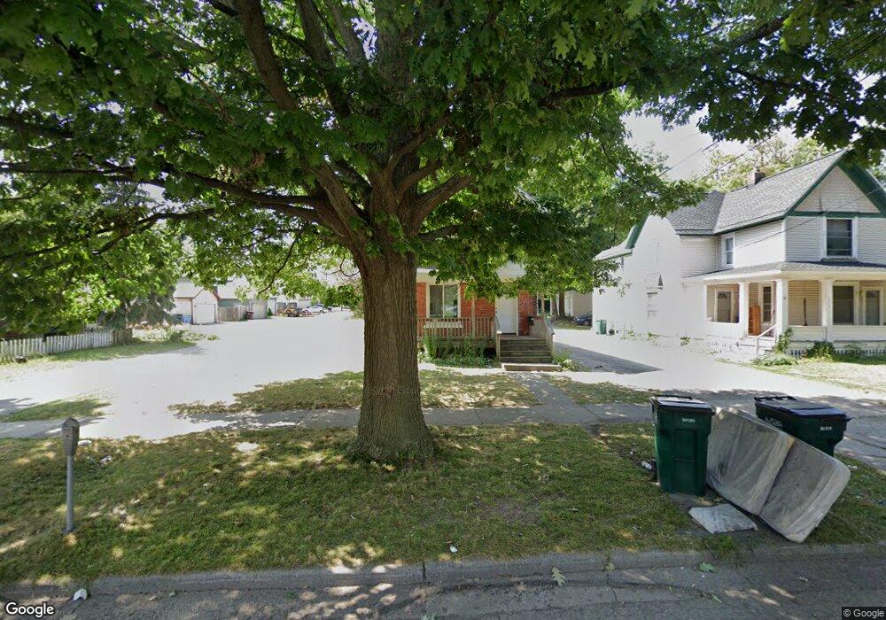 517 N Chesut, Lansing, MI 48906 - photo 1