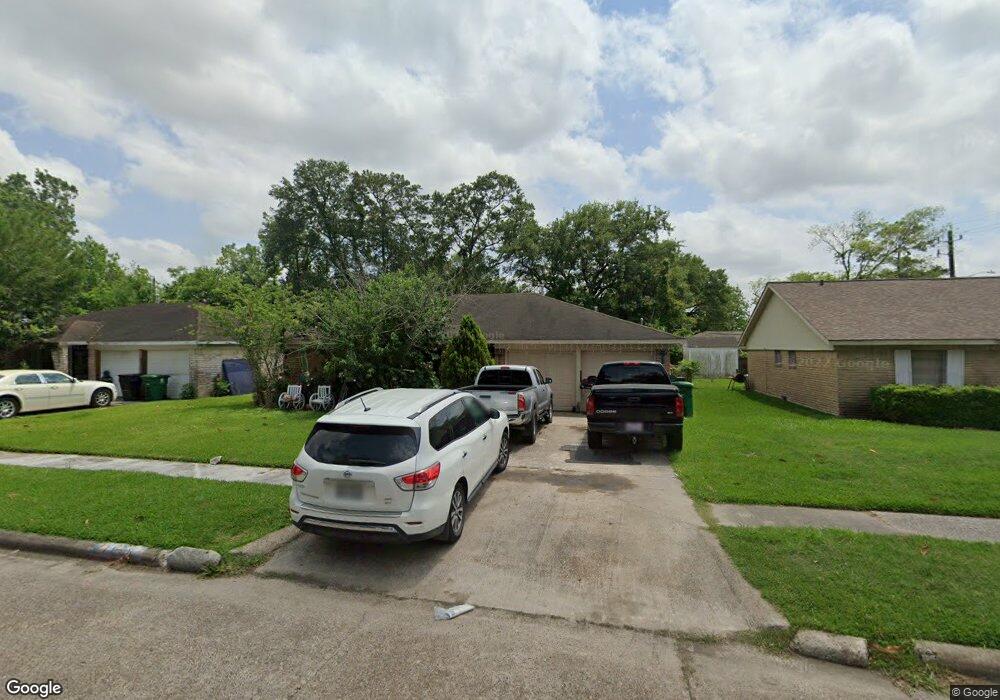 7606 Sterlingshire St, Houston, TX 77016 - photo 1