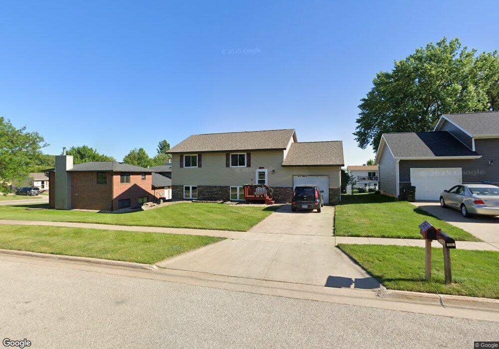 4009 Sager Ave, Waterloo, IA 50701 - photo 1