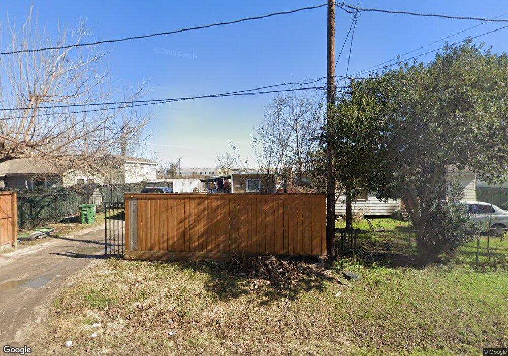 10624 Exeter St, Houston, TX 77093 - photo 1
