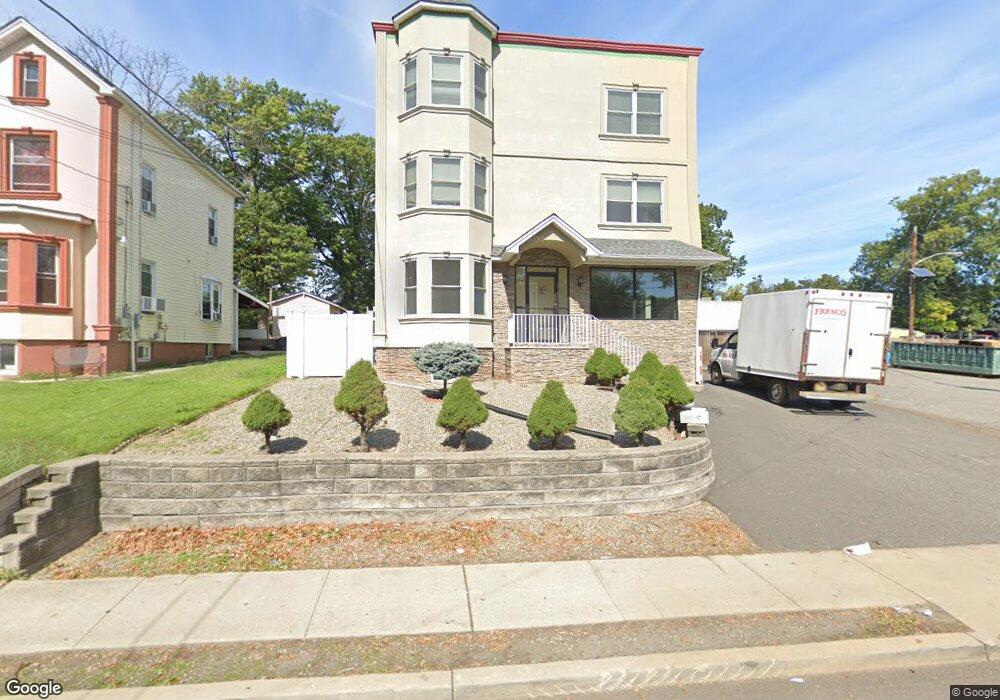 252 W 1st Ave unit 3, Roselle, NJ 07203 - photo 1