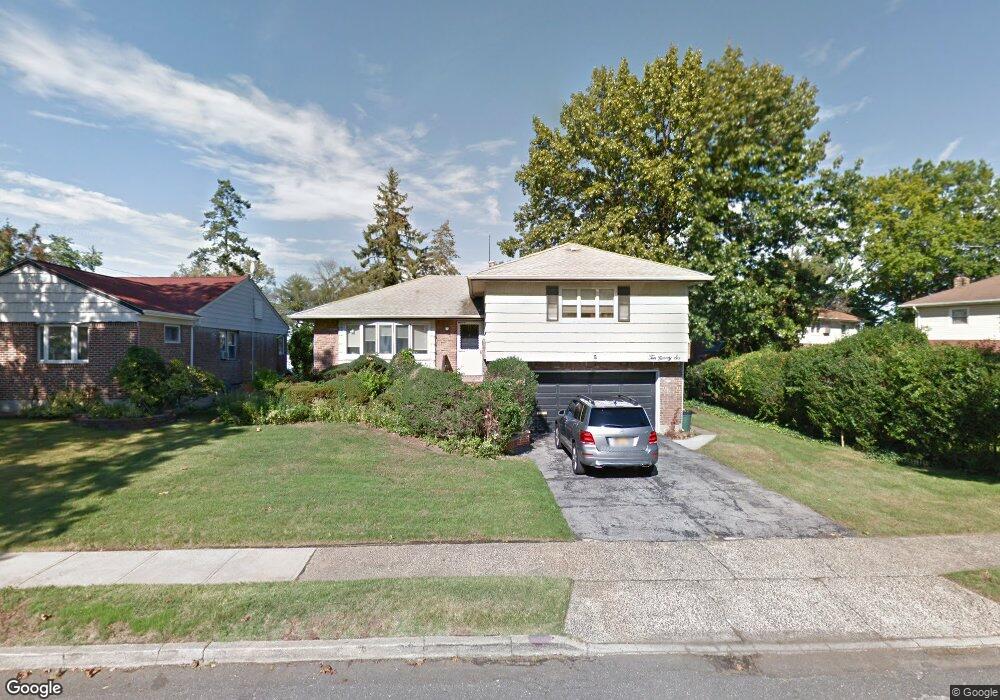 1096 Furth Rd, Valley Stream, NY 11581 - photo 1