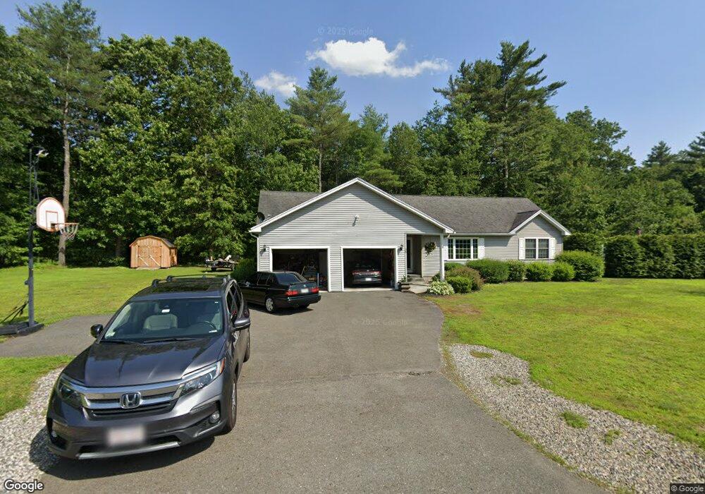 26 E Wayland Dr, Greenfield, MA 01301 - photo 1
