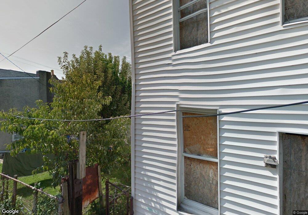 310 Heckmans Ct, Reading, PA 19604 - photo 1