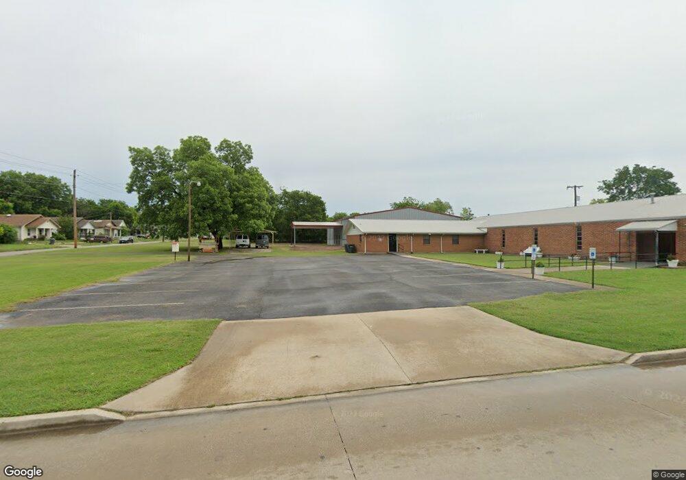 920 2nd Ave NW, Ardmore, OK 73401 - photo 1