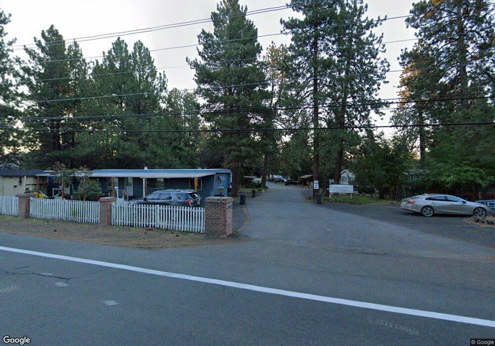 61310 Parrell Rd unit 18, Bend, OR 97702 - photo 1