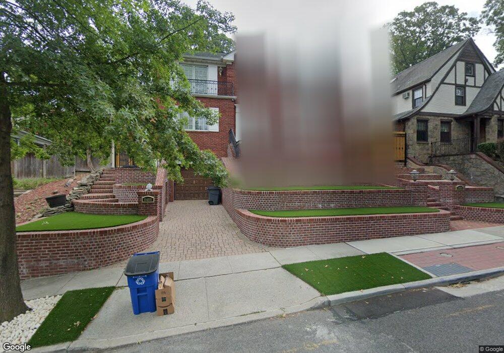 8409 Chevy Chase St, Jamaica, NY 11432 - photo 1