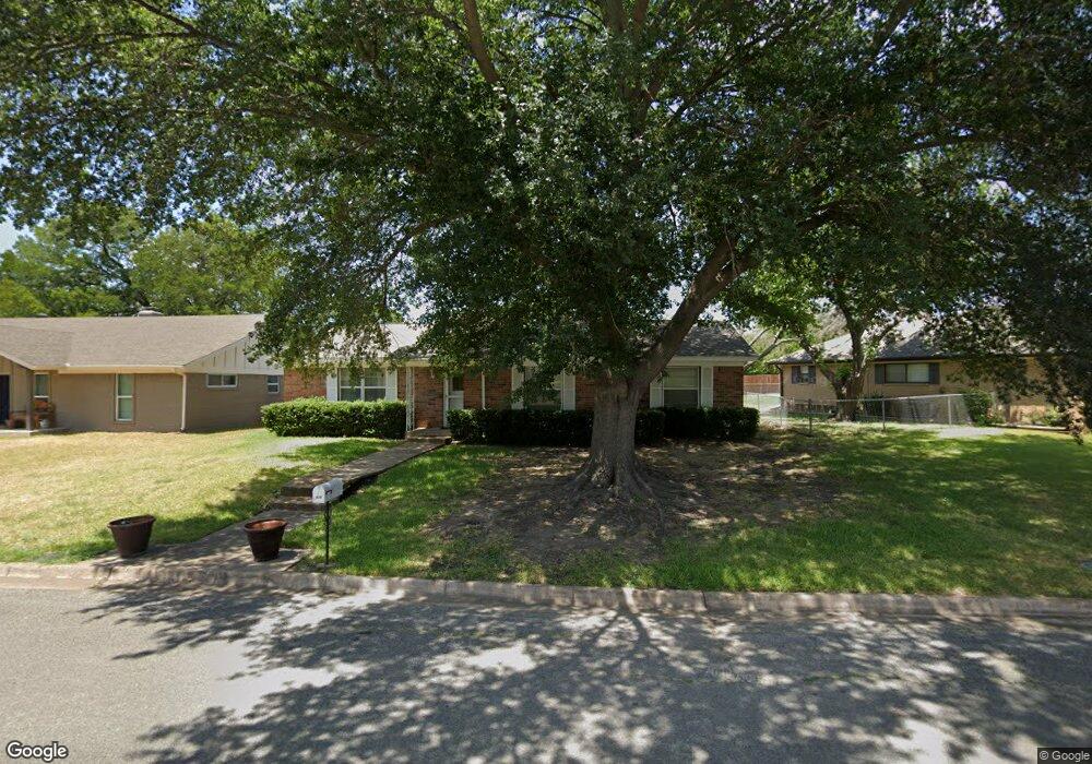 815 Starlight Dr, Sherman, TX 75090 - photo 1