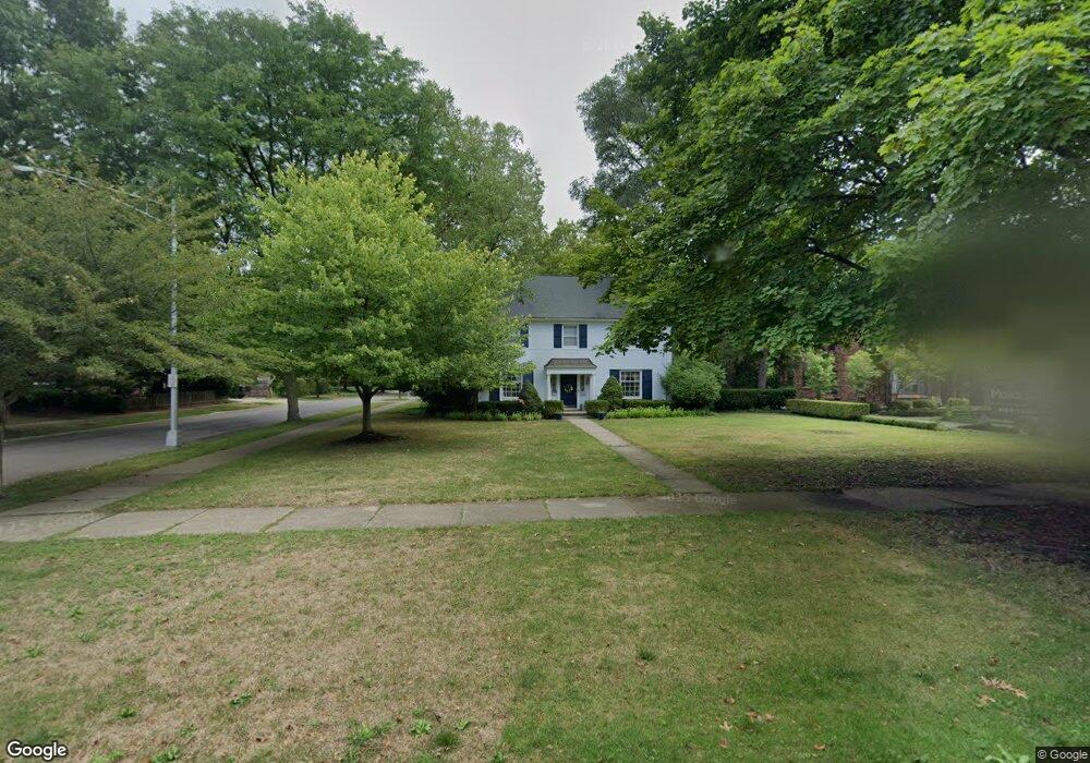 1080 Balfour St, Grosse Pointe Park, MI 48230 - photo 1