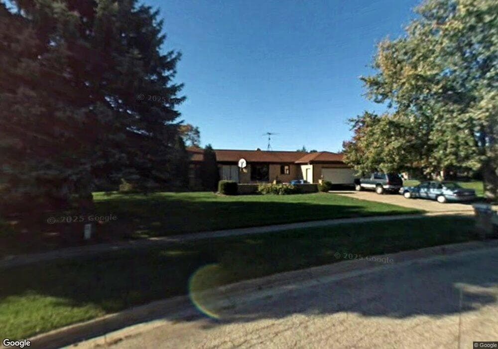 4561 Homestead Ln, Portage, MI 49024 - photo 1