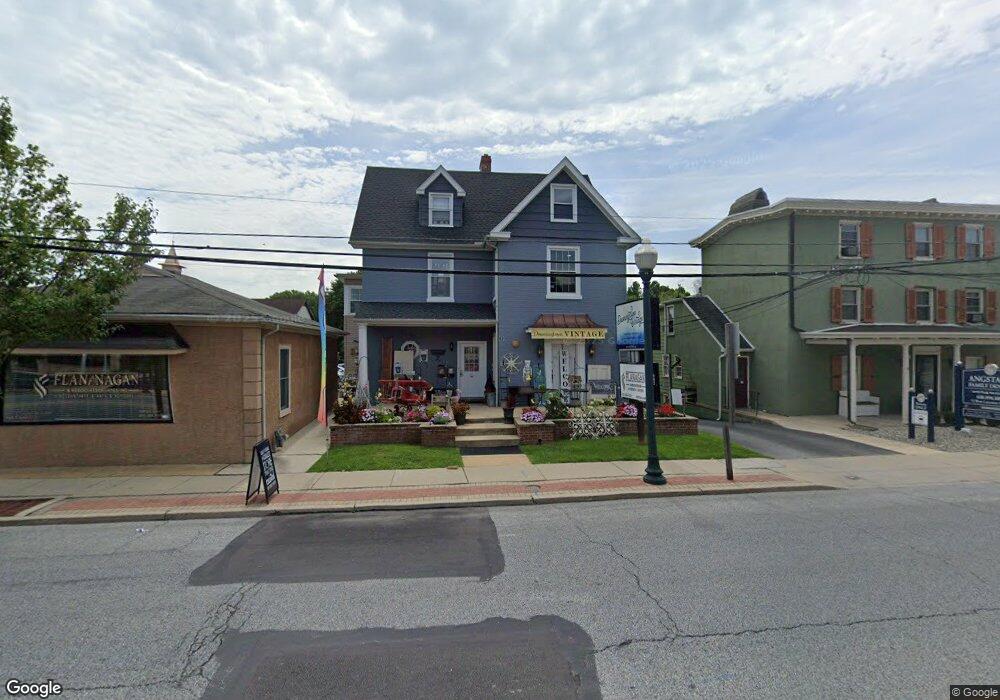 68 W Lancaster Ave unit 2ND FLR, Downingtown, PA 19335 - photo 1