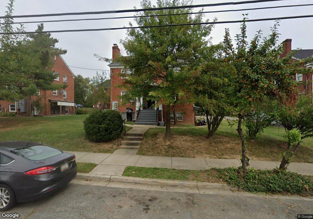 6815 Red Top Rd unit 2, Takoma Park, MD 20912 - photo 1