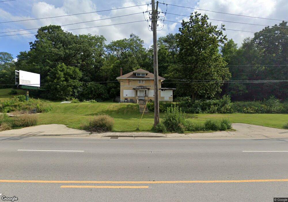 900 W Algonquin Rd, Algonquin, IL 60102 - photo 1