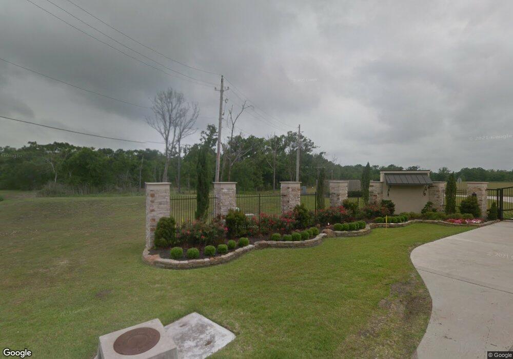 1903 Creekwood Ln, Friendswood, TX 77546 - photo 1