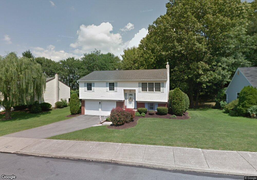 329 Chestnut St, Alburtis, PA 18011 - photo 1