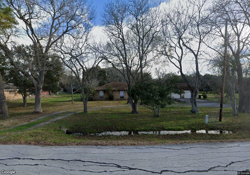 2627 Wehring Rd, Rosenberg, TX 77471 - photo 1