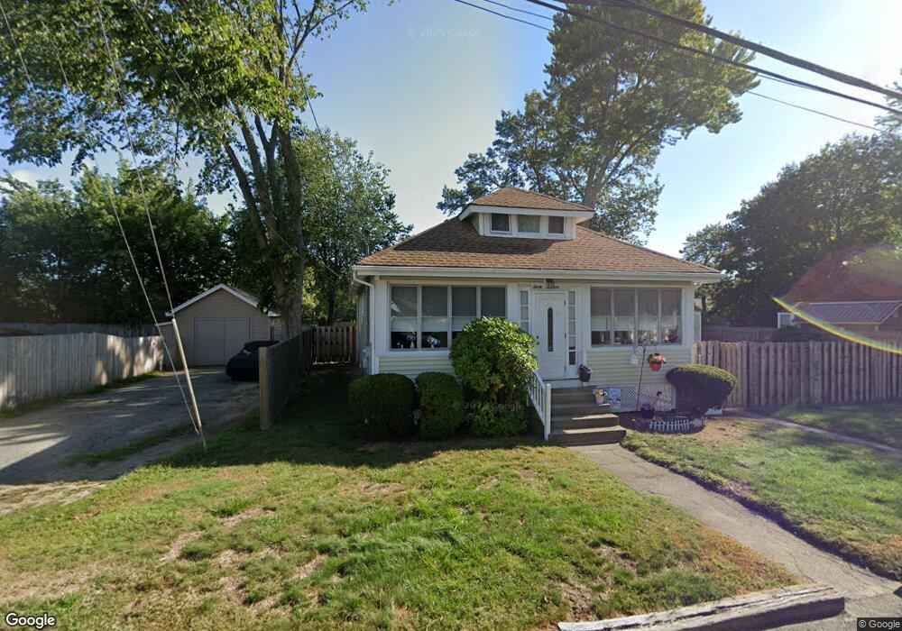 33 Greene St, Warwick, RI 02886 - photo 1