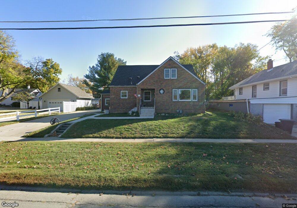 510 E 8th St S, Newton, IA 50208 - photo 1