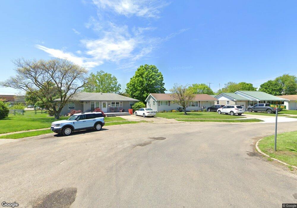 25 Walnut Ave, Mattoon, IL 61938 - photo 1