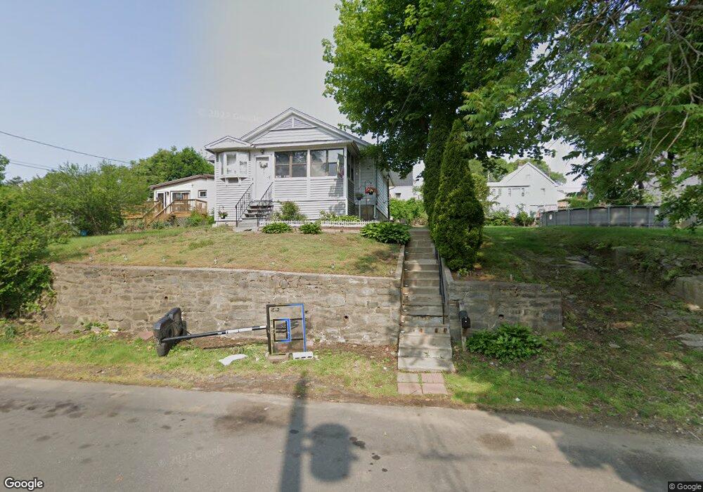 181 Hillcrest Rd, Bridgeport, CT 06606 - photo 1