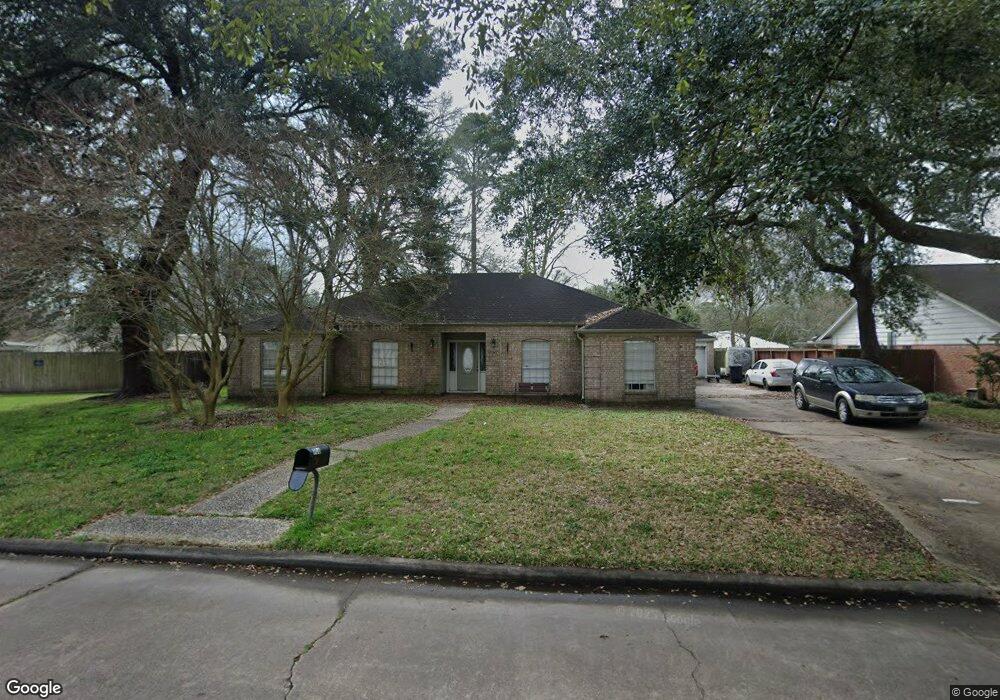 906 Michael St, Alvin, TX 77511 - photo 1