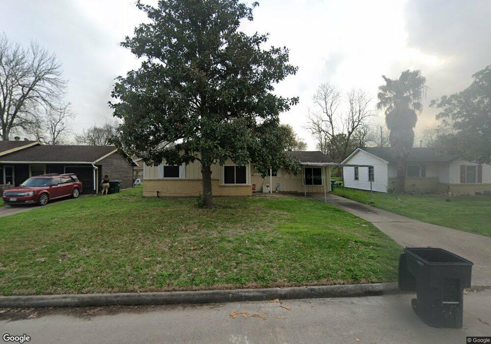 523 W Obion Rd, Houston, TX 77091 - photo 1