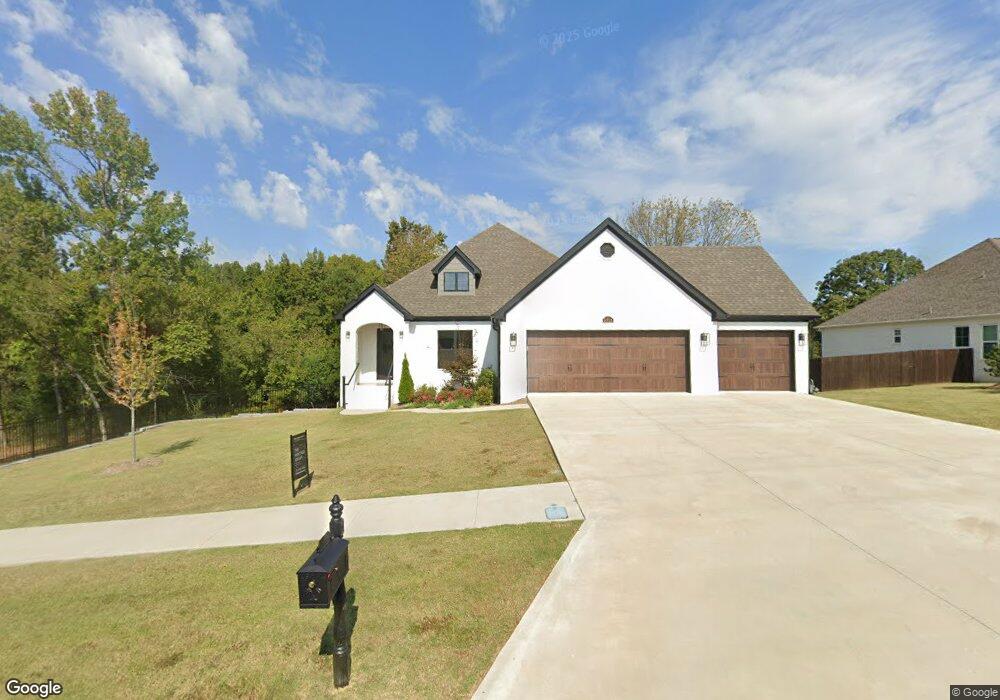 8311 Donnington Ct, Barling, AR 72923 - photo 1