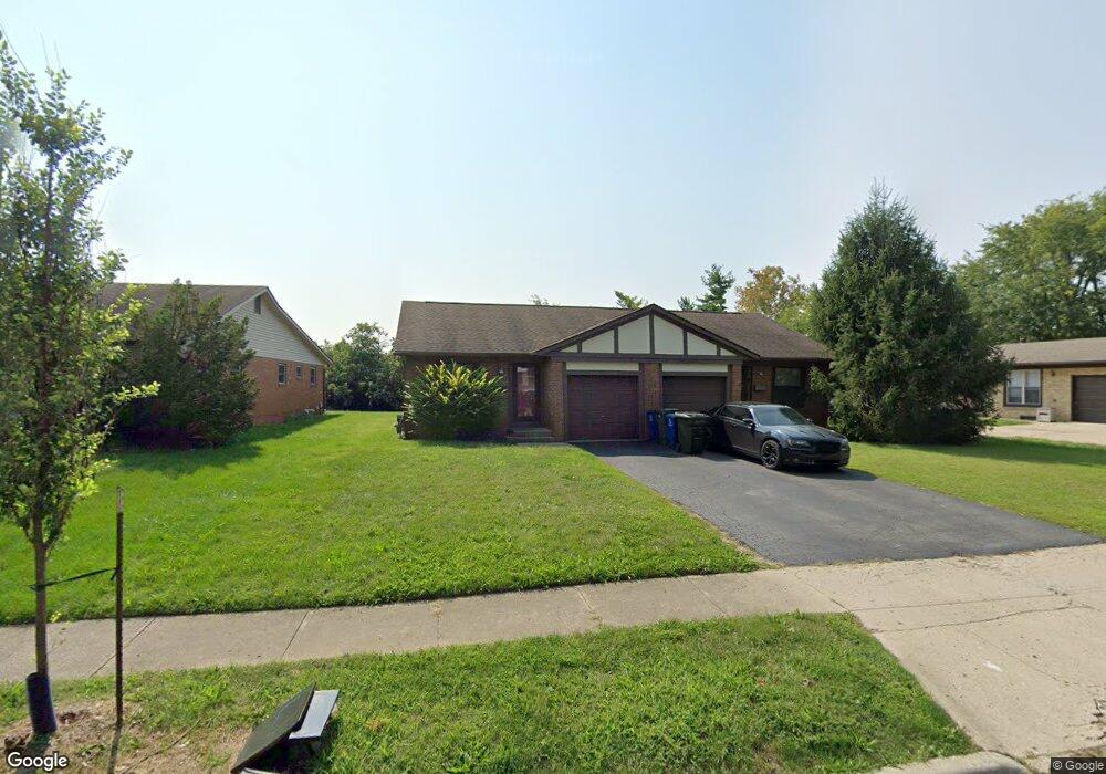 1829 Hampstead Dr, Columbus, OH 43229 - photo 1